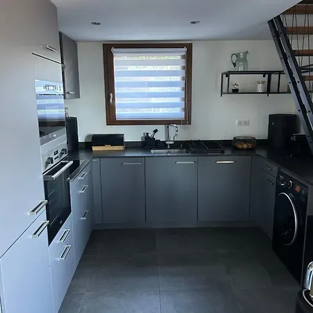 Avec Piscine Et Vue Sur La Baie D'ajaccio 别墅 *